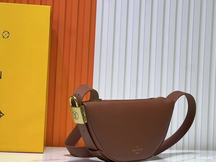 Satchel LX GoAnywhere 24419 bags 0619